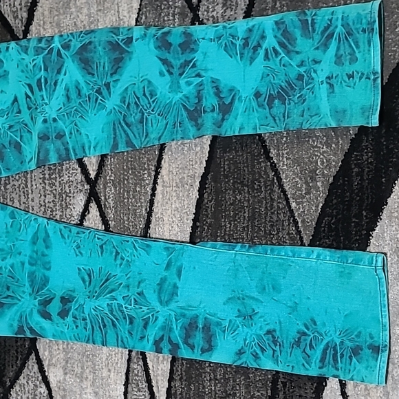 ROCK & REPUBLIC TIE DYE OSCAR SKINNY BERLIN DENIM JEAN - Picture 14 of 14